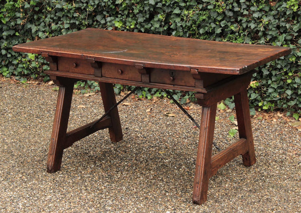 Antieke Spaanse Schrijftafel