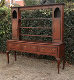 Antieke Dresser met Opstand