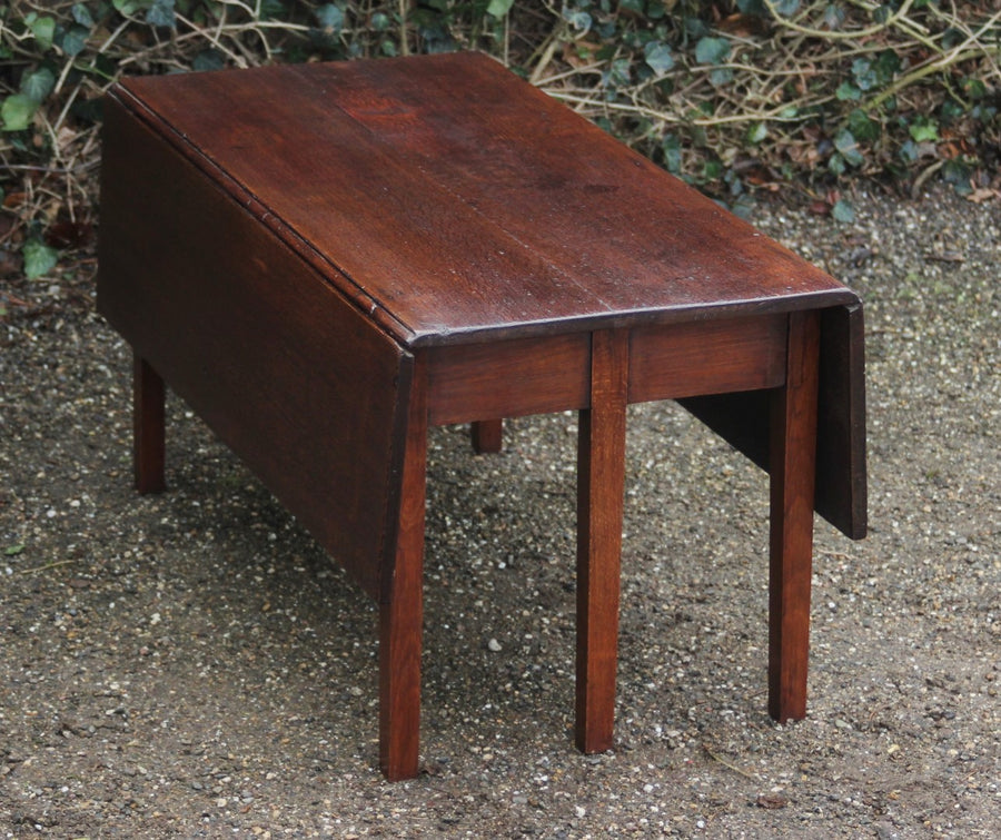 Antieke Engelse Pembroke Tafel