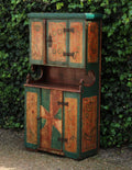 Antieke Decoratieve Kast