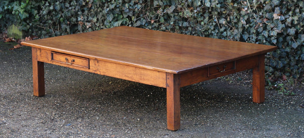 Grote Antieke Salontafel